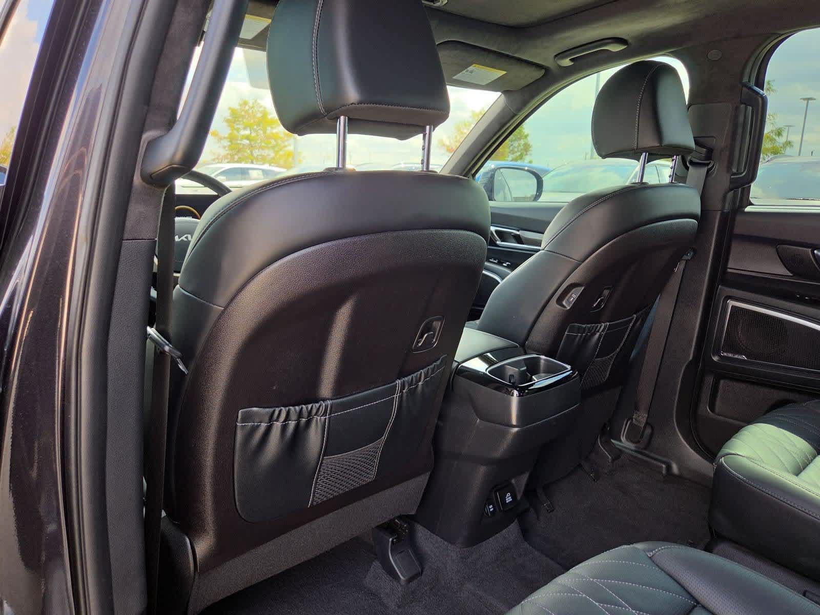 Certified 2025 Kia Telluride SX Prestige X-Line AWD/4WD image 17