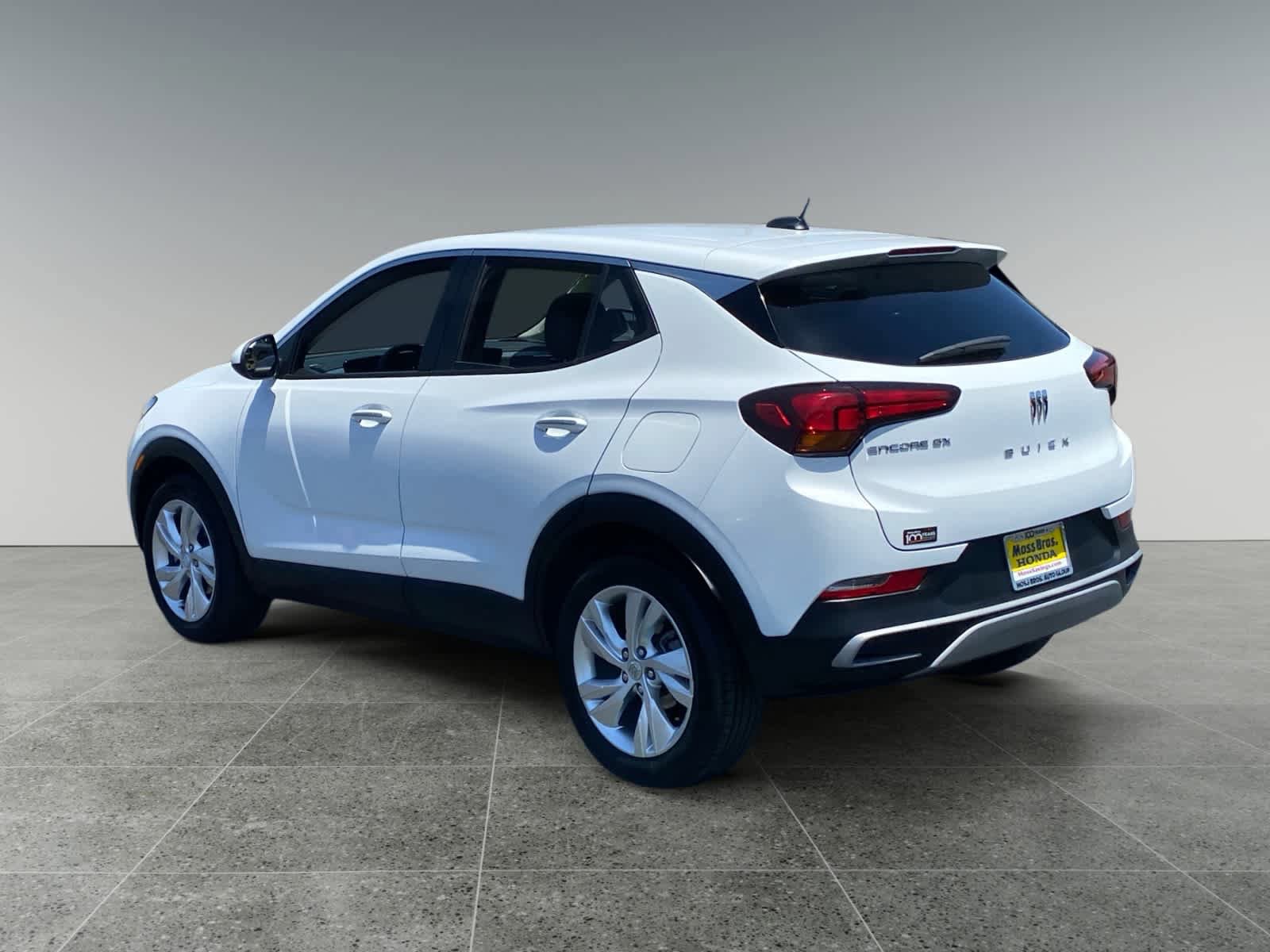 Used 2025 Buick Encore GX Preferred FWD image 3