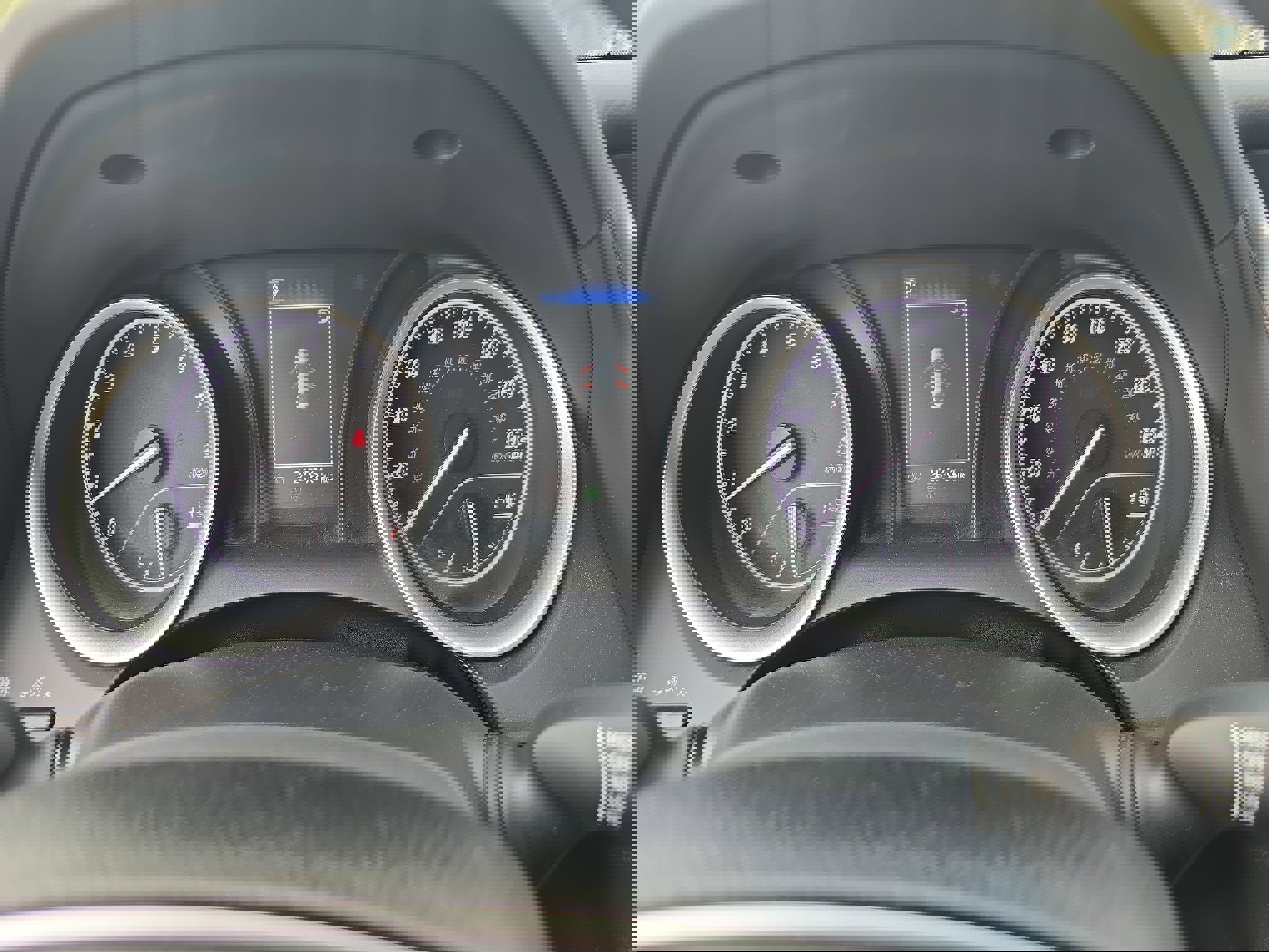 Used 2023 Toyota Camry LE image 19