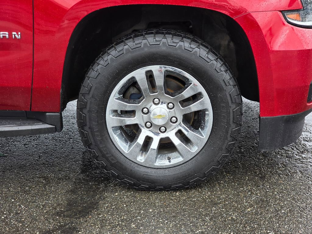 Used 2015 Chevrolet Suburban LT AWD/4WD image 9