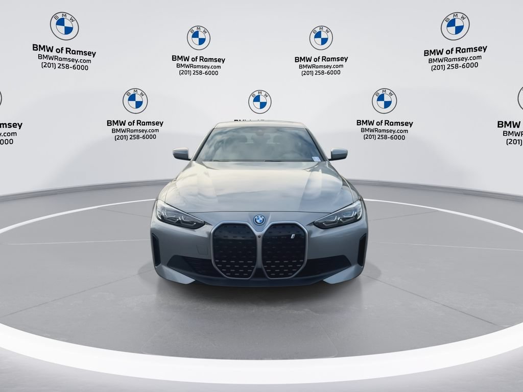 Used 2024 BMW i4 eDrive40 w/ Premium Package RWD image 3