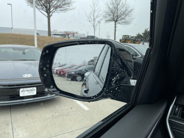 New 2025 Jeep Grand Cherokee Altitude image 15