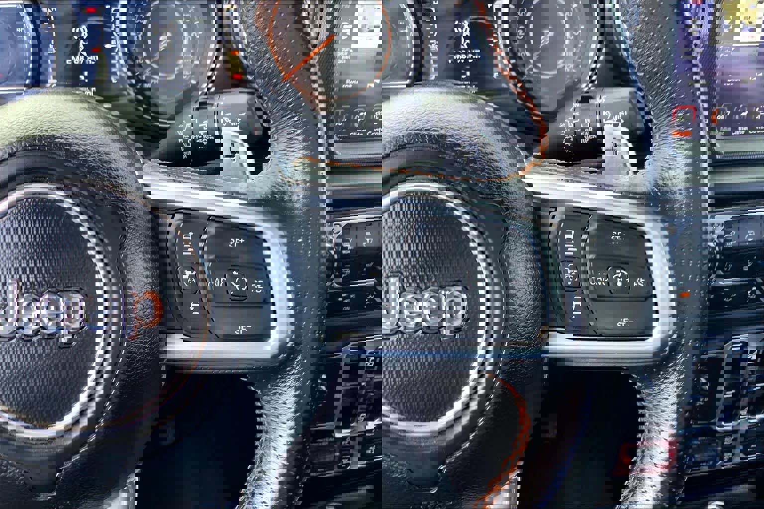 Used 2023 Jeep Wrangler Rubicon 392 image 25