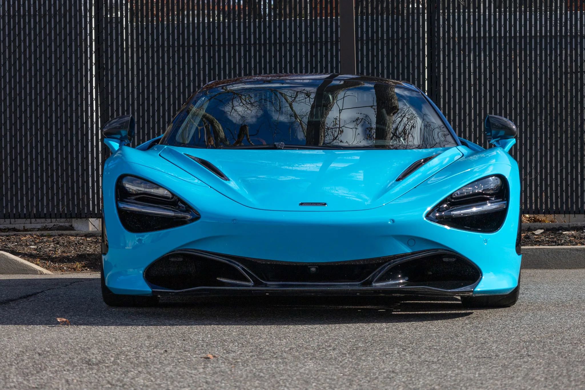Used 2022 McLaren 720S Spider image 3