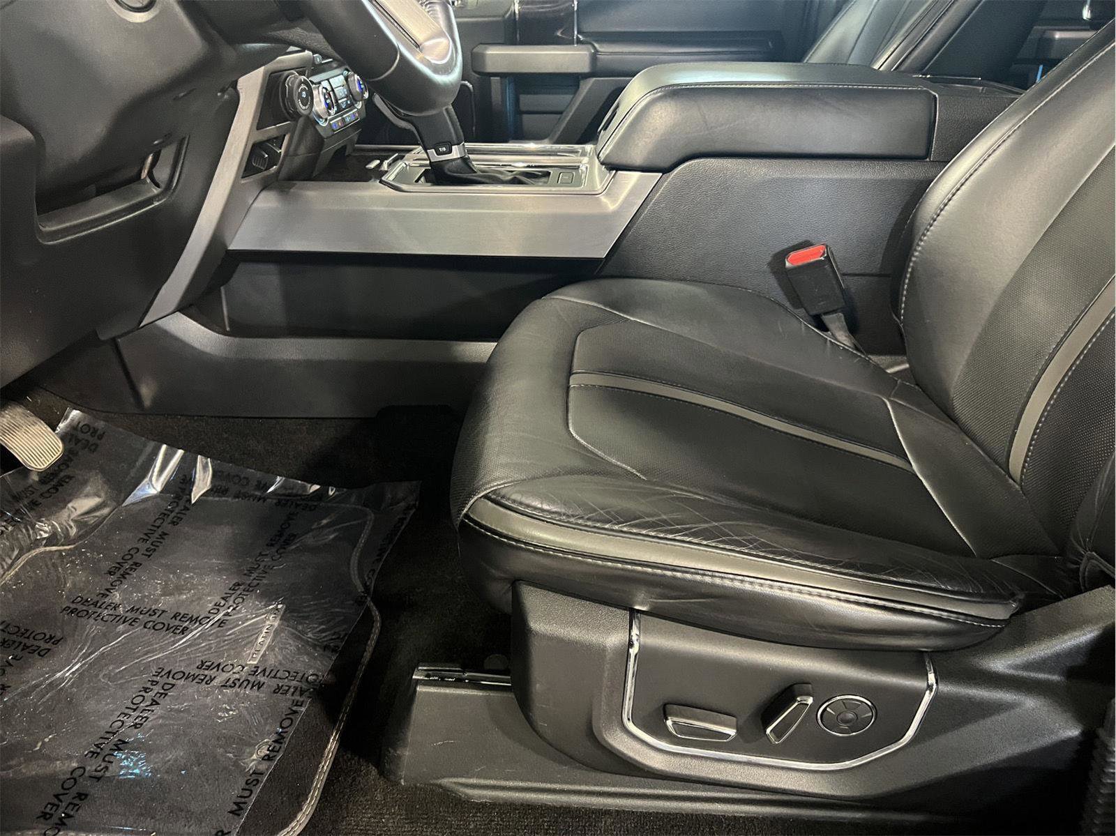 Used 2017 Ford F150 Platinum w/ Technology Package AWD/4WD image 7