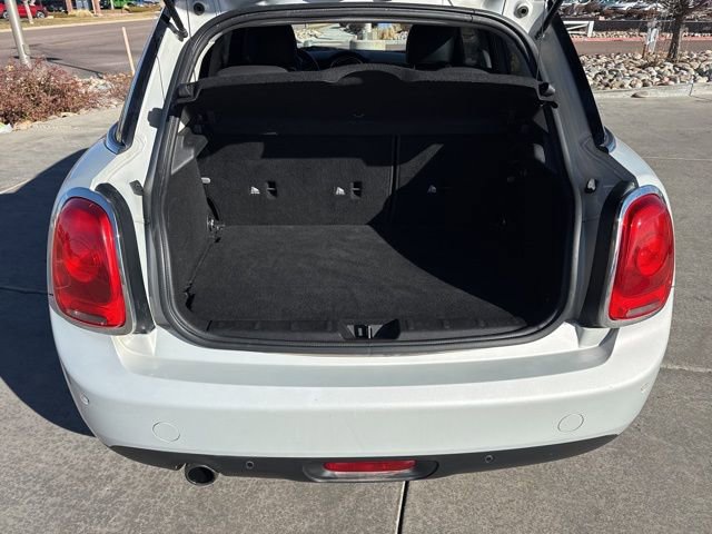 Used 2017 MINI Cooper 4-Door Hardtop image 24