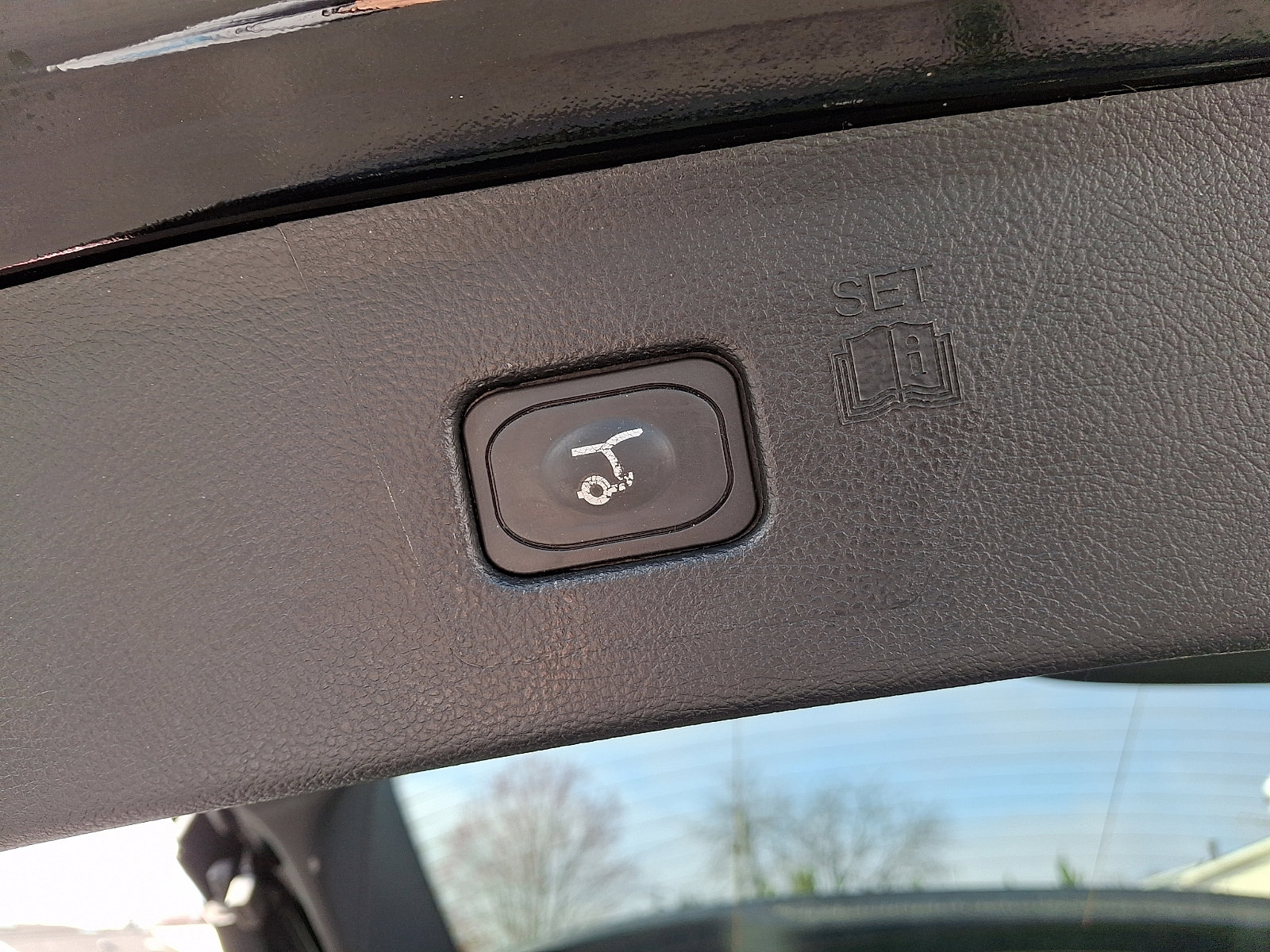 Used 2022 Ford Edge SEL w/ Convenience Package image 30