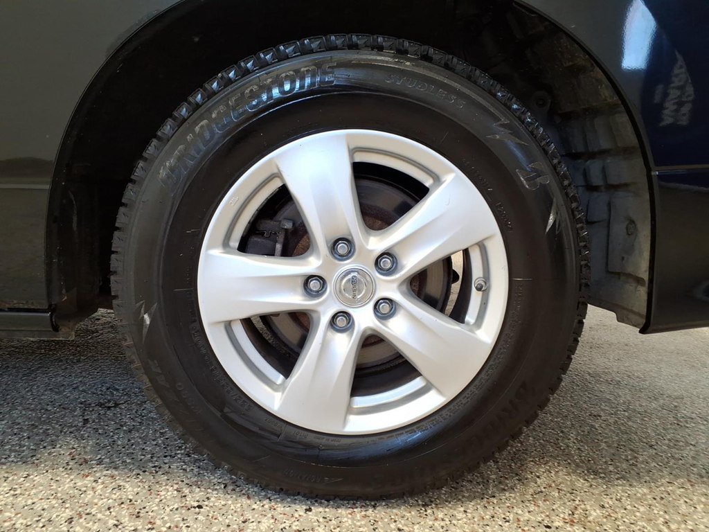 Used 2015 Nissan Quest SV FWD image 7