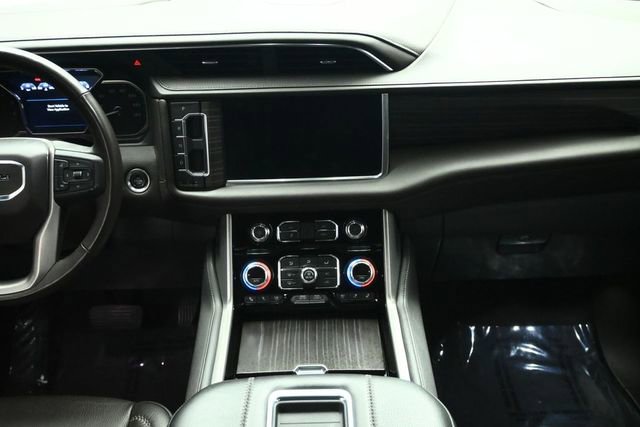 Used 2021 GMC Yukon Denali w/ Denali Premium Package RWD image 36
