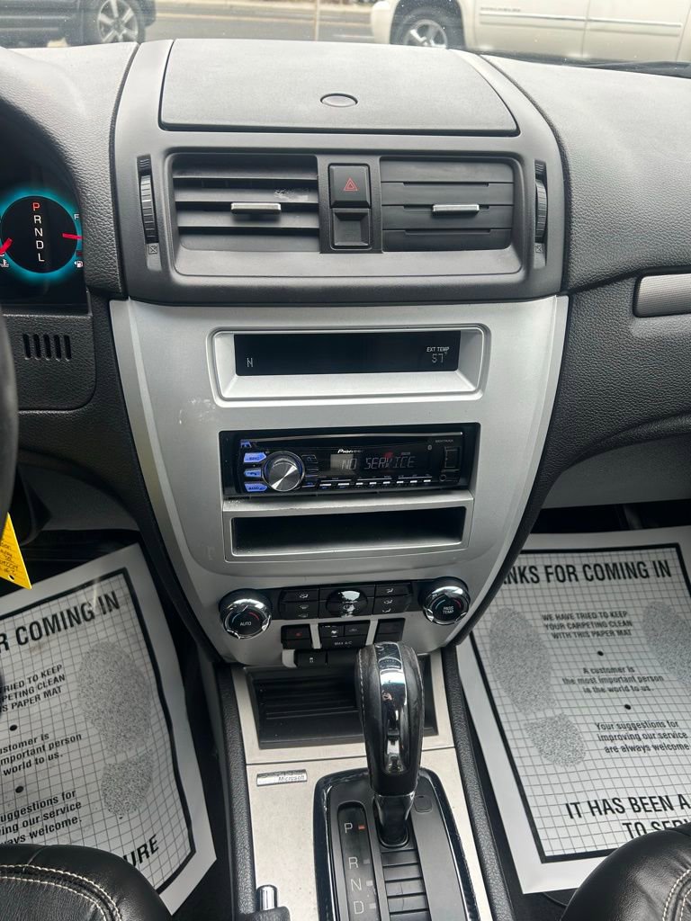 Used 2010 Ford Fusion SEL FWD image 16