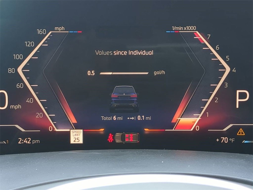 New 2026 BMW X7 xDrive40i w/ Executive Package image 28