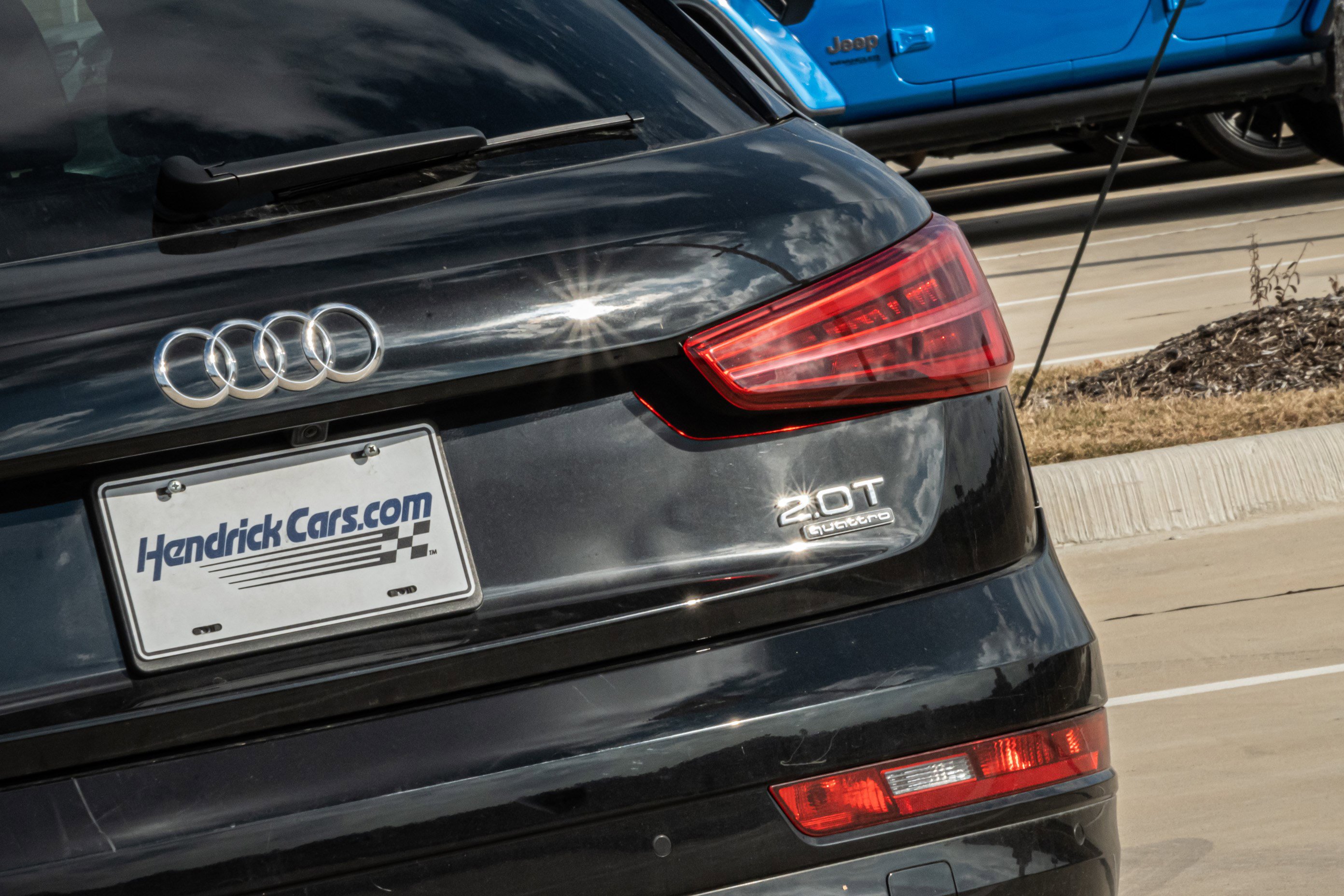 Used 2018 Audi Q3 2.0T Premium w/ Convenience Package image 8