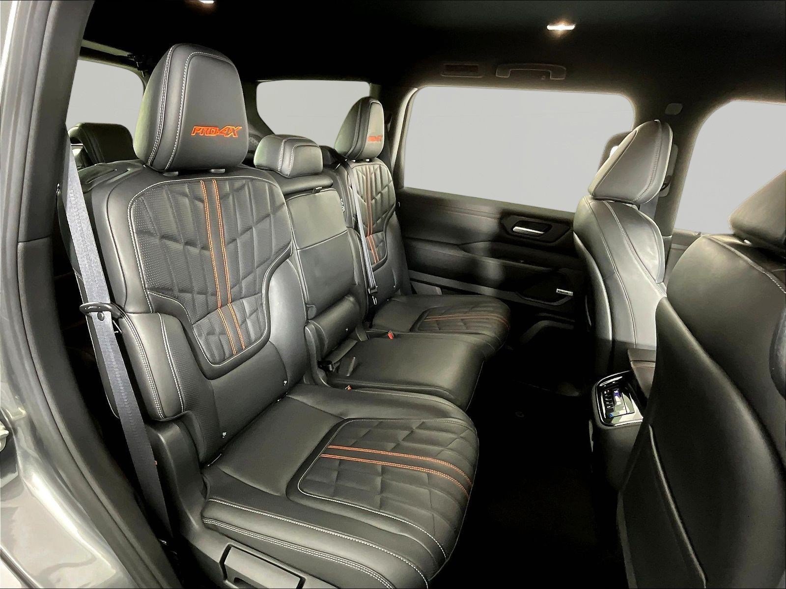 Certified 2025 Nissan Armada PRO-4X AWD/4WD image 25