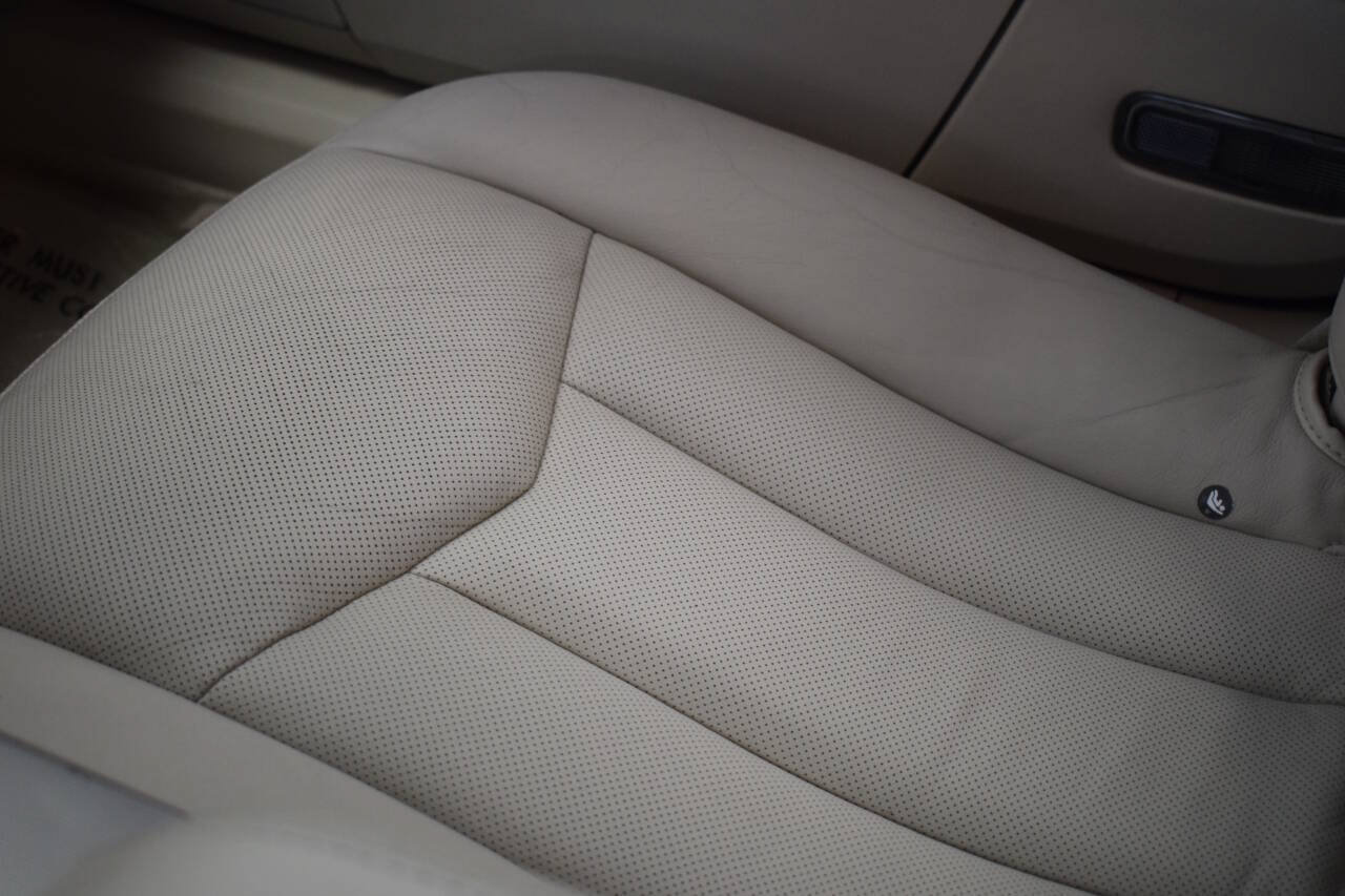 Used 2005 Cadillac XLR RWD image 93