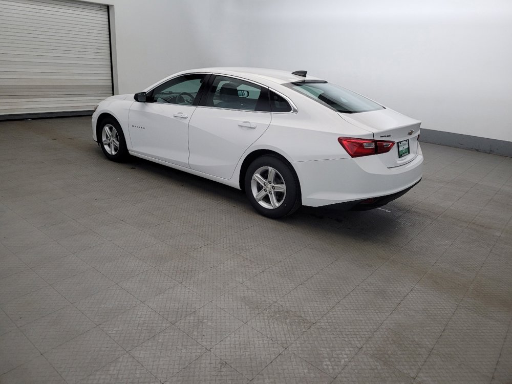 Used 2020 Chevrolet Malibu LS FWD image 3