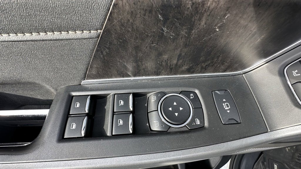 Used 2023 Ford F250 Lariat w/ Lariat Ultimate Package image 10