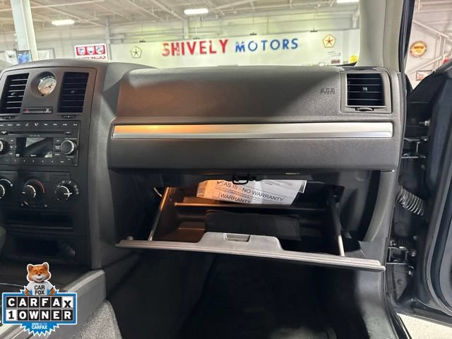 Used 2008 Chrysler 300 LX RWD image 45