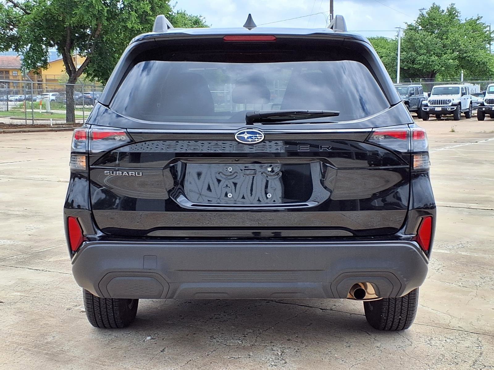 Certified 2025 Subaru Forester Premium AWD/4WD image 24
