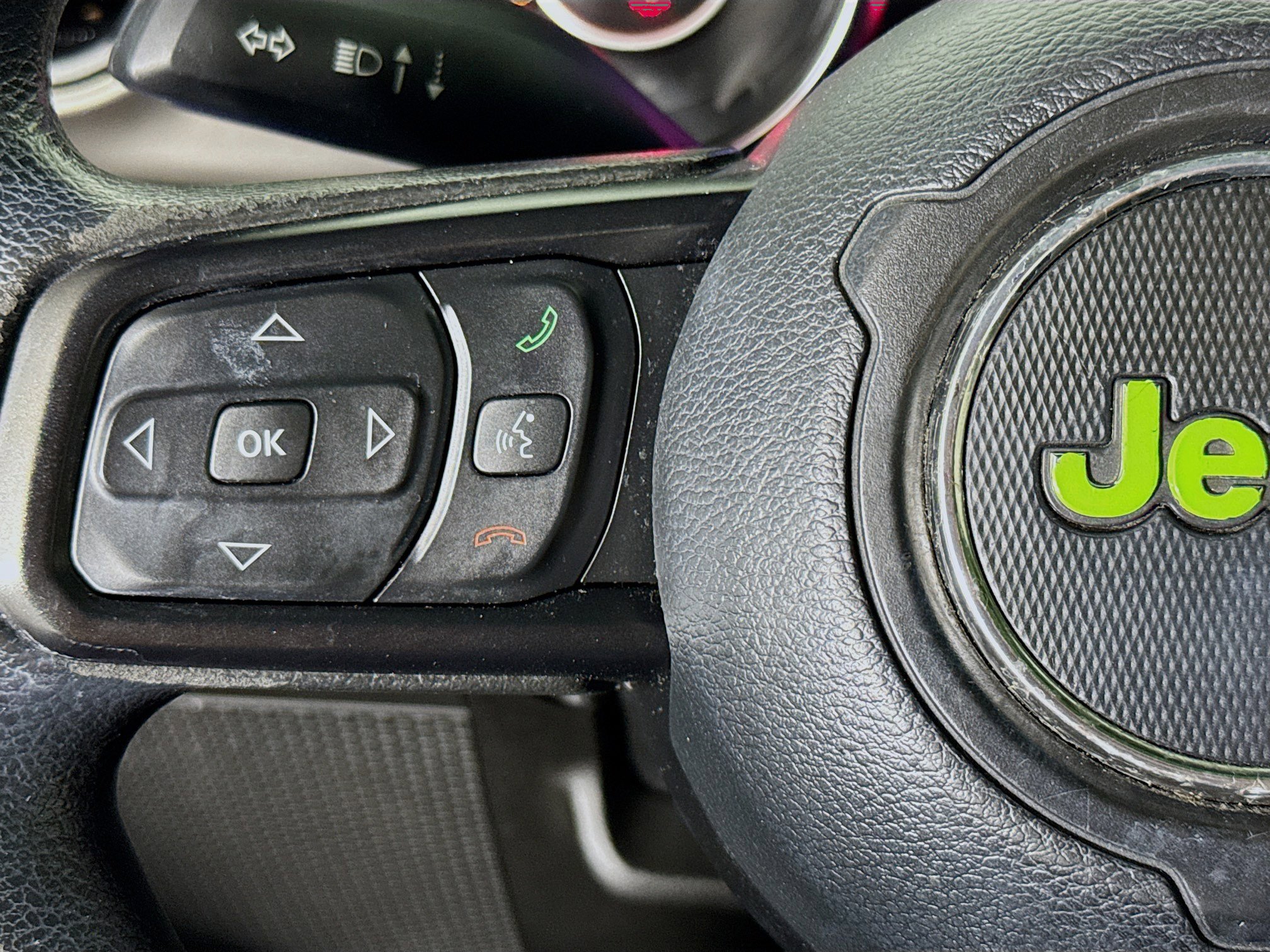 Used 2019 Jeep Wrangler Unlimited Sport AWD/4WD image 13