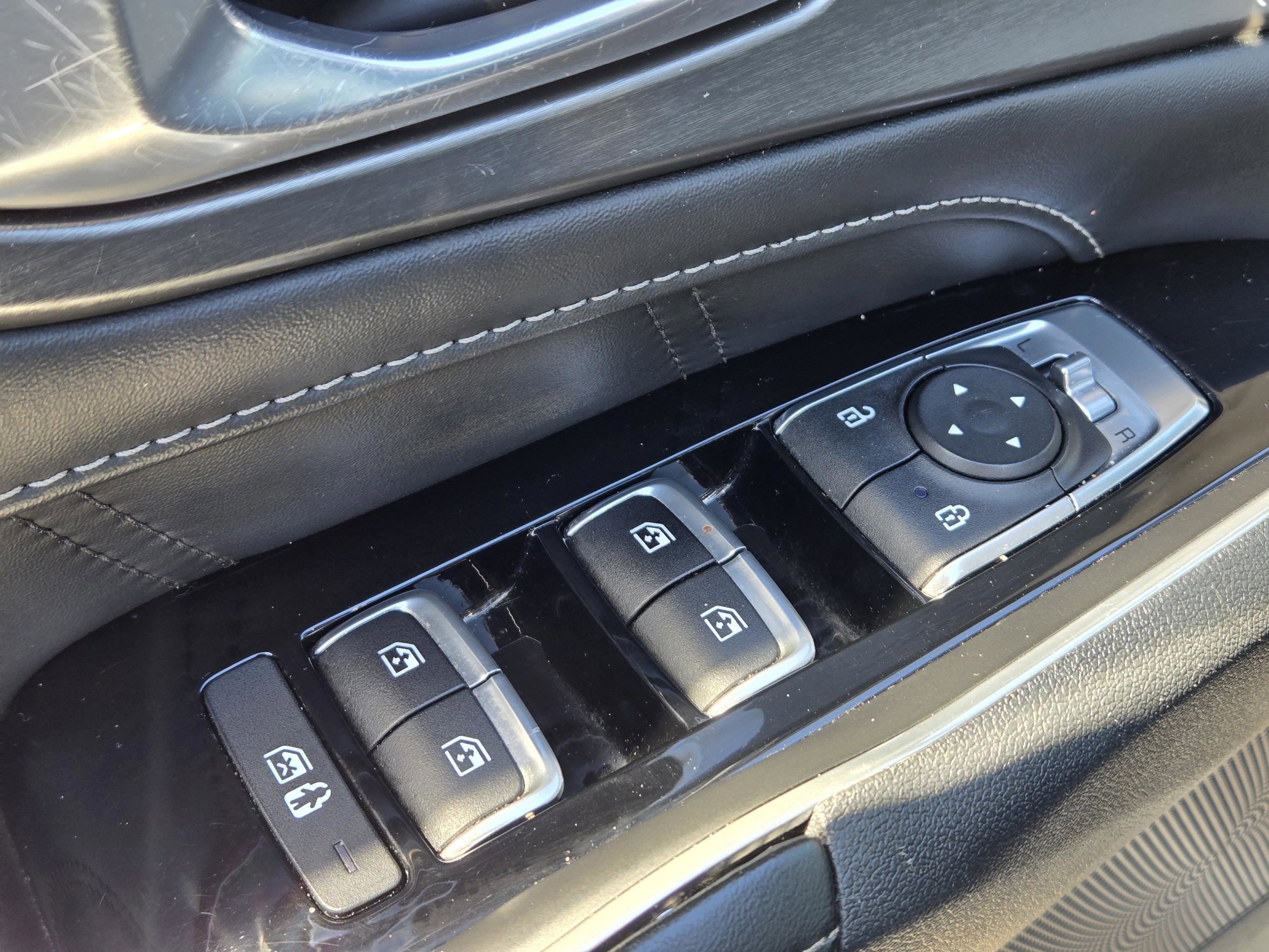 Used 2022 Kia Sorento SX image 29