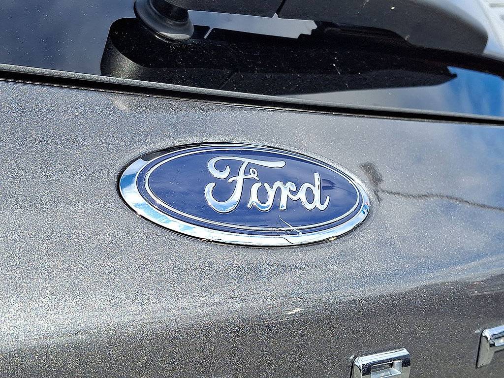 Certified 2025 Ford Escape Active AWD/4WD image 30