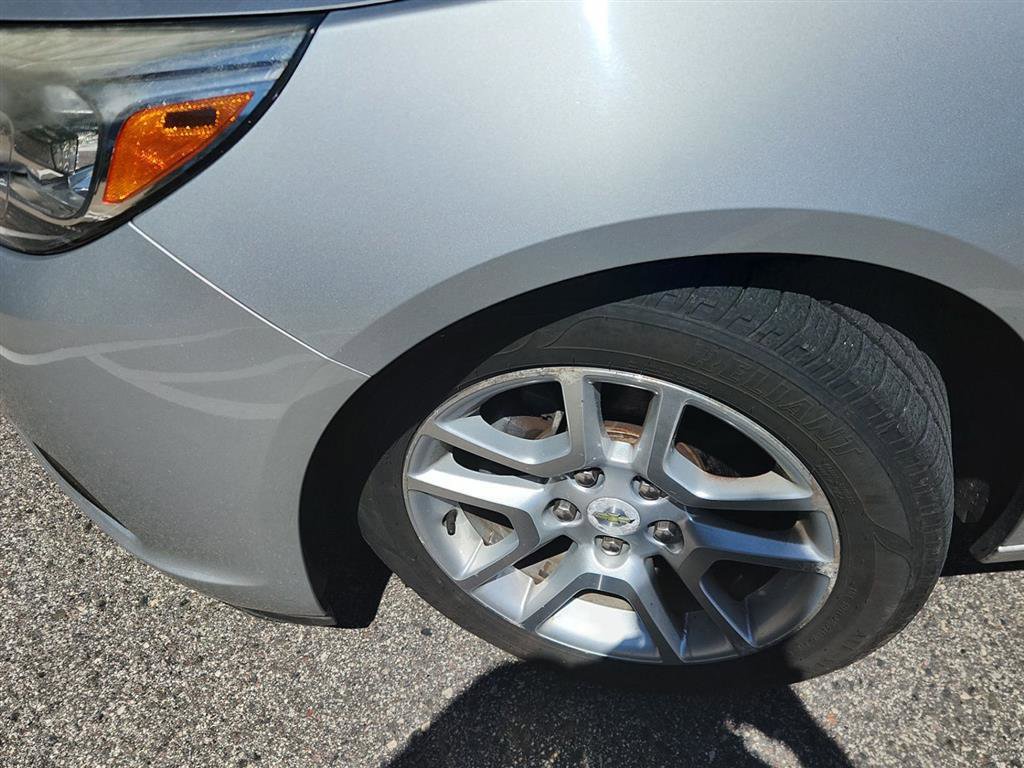 Used 2014 Chevrolet Malibu LT w/ Power Convenience Package FWD image 8