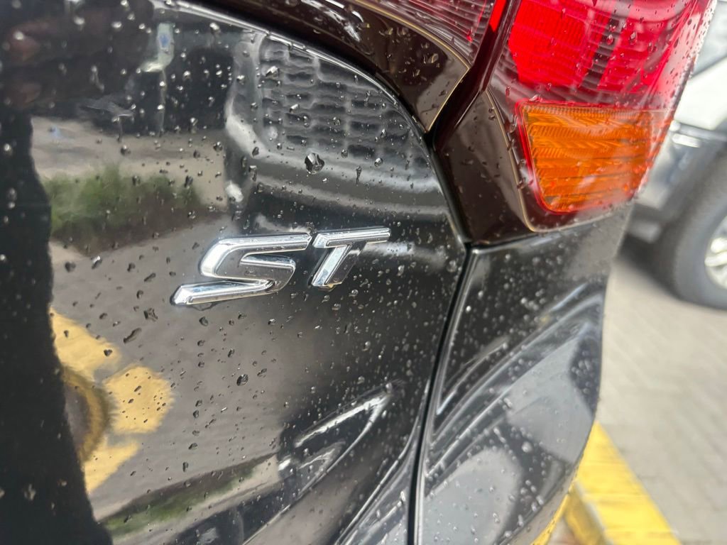 Used 2023 Buick Encore GX Select w/ Sport Touring Package FWD image 18