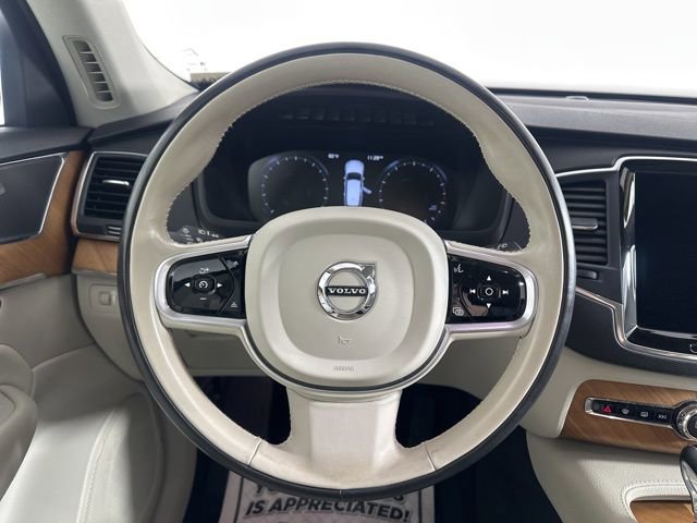 Used 2022 Volvo XC90 T6 Momentum w/ Climate Package image 23