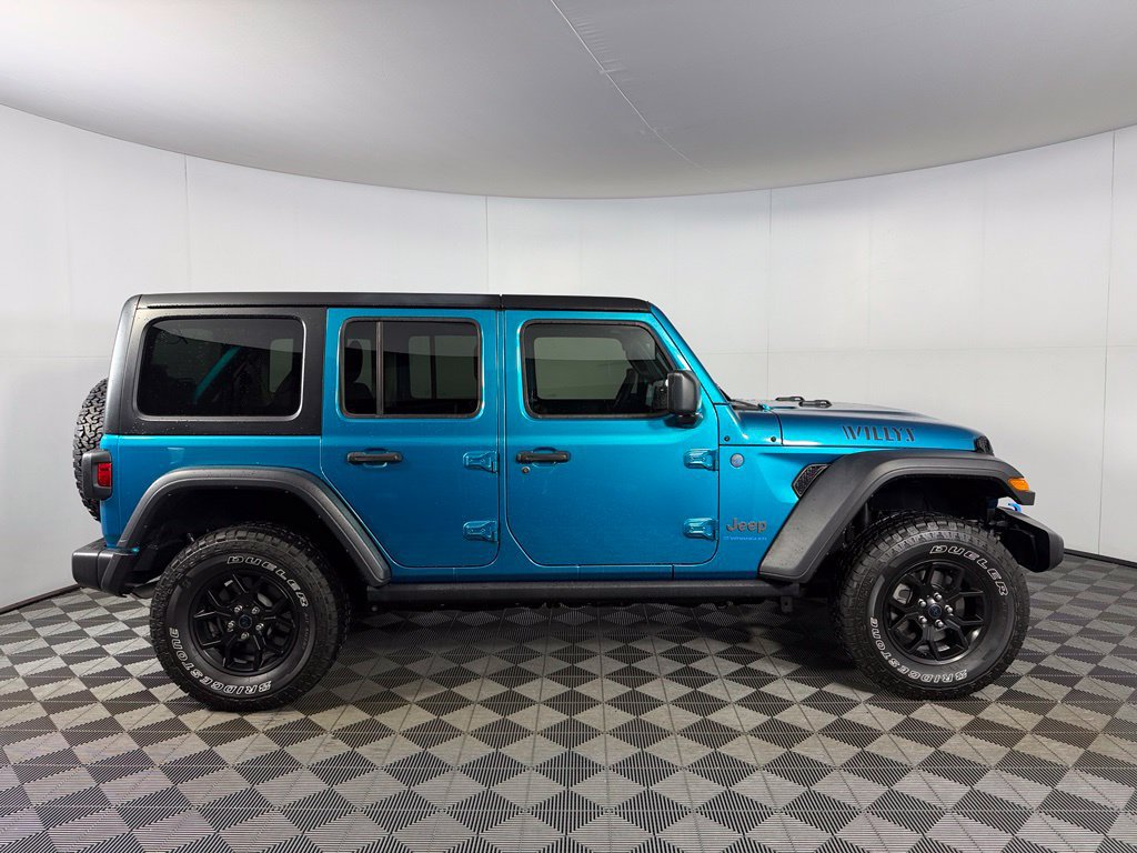 Used 2024 Jeep Wrangler Unlimited AWD/4WD image 8