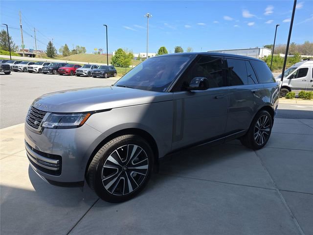 Used 2023 Land Rover Range Rover SE image 9