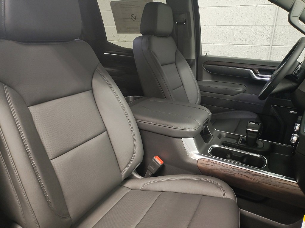 New 2026 GMC Sierra 1500 SLT w/ SLT Premium Plus Package image 10