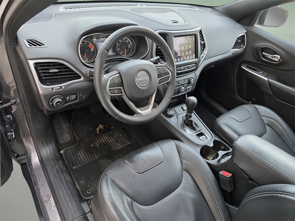 Used 2021 Jeep Cherokee Latitude Lux 80th Anniv w/ Quick Order Package 26U 80TH image 22