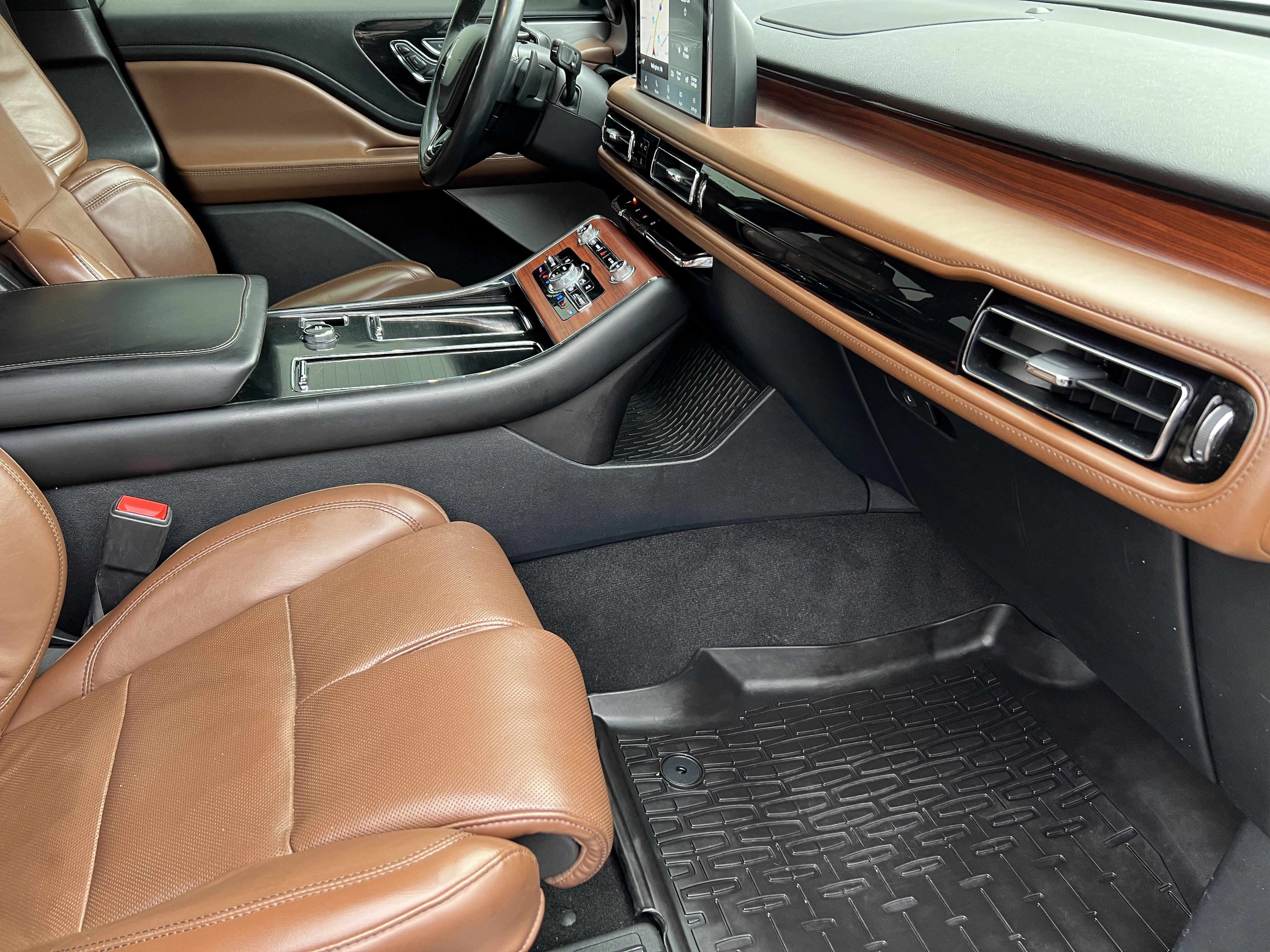 Used 2021 Lincoln Aviator Grand Touring w/ Equipment Group 302A image 26