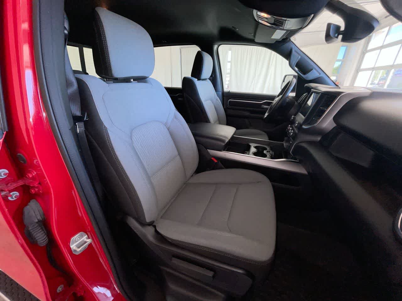 Used 2024 RAM 1500 Big Horn AWD/4WD image 23