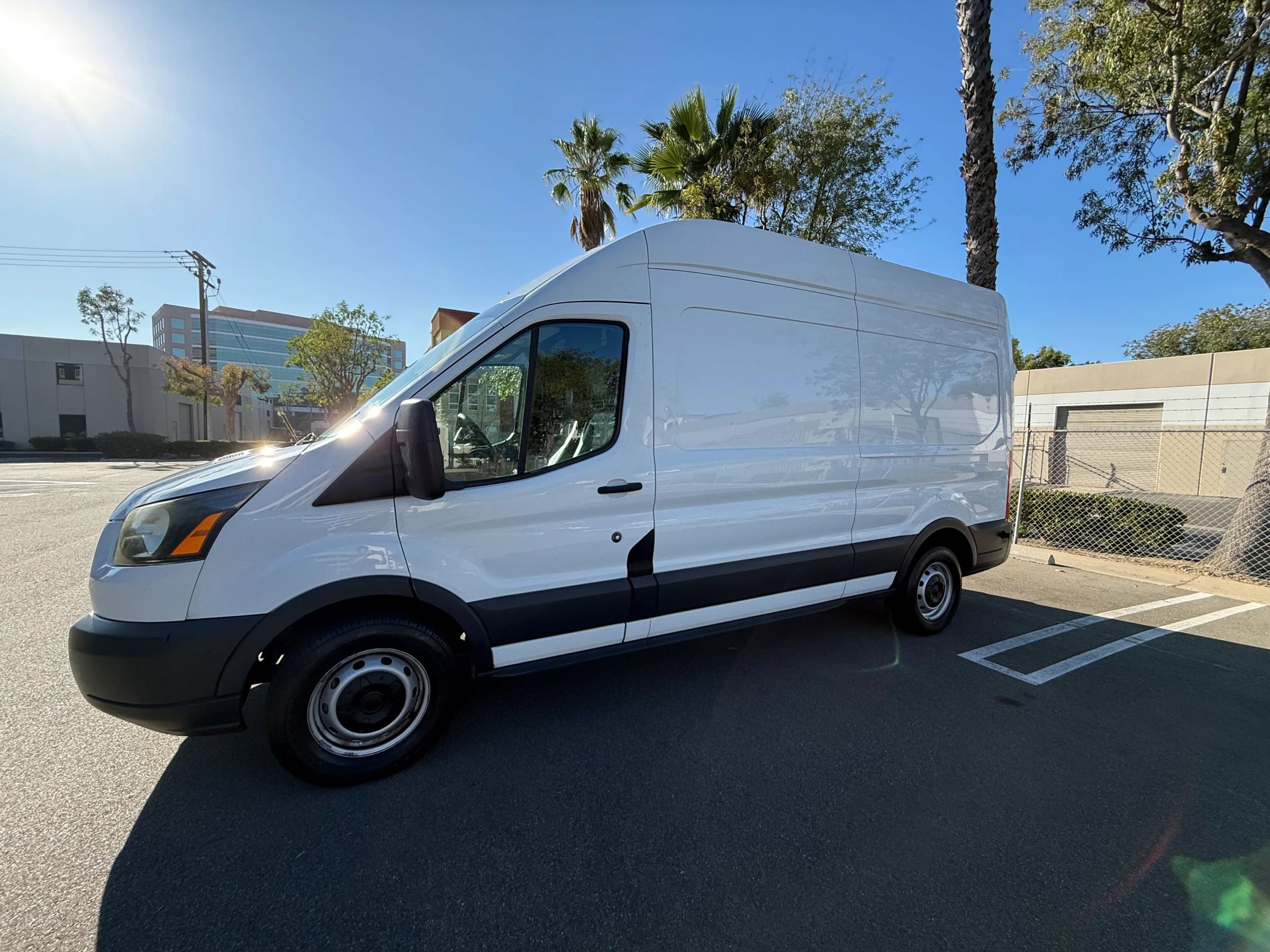 Used 2015 Ford Transit 250 148 High Roof image 2