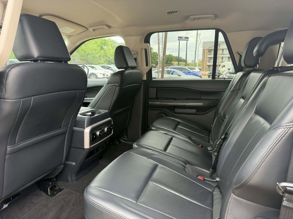 Used 2024 Ford Expedition Max XLT AWD/4WD image 13
