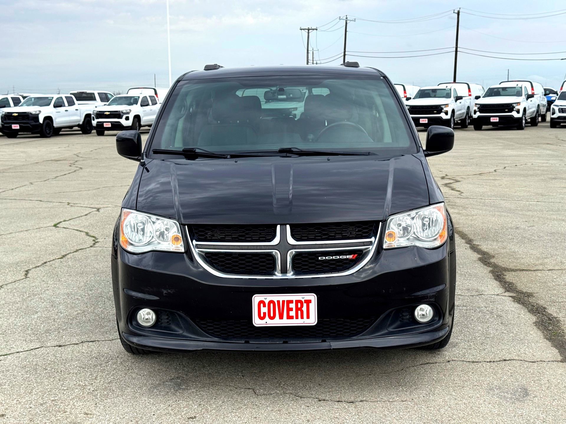 Used 2018 Dodge Grand Caravan SXT image 3