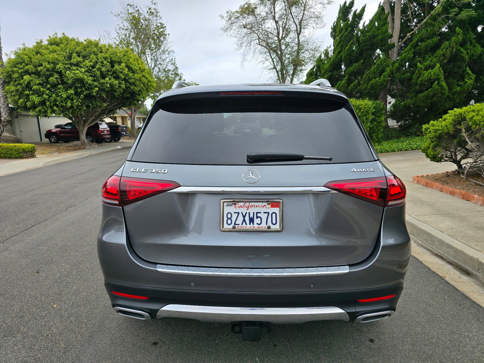 Used 2022 Mercedes-Benz GLE 350 4MATIC w/ Premium Package image 8