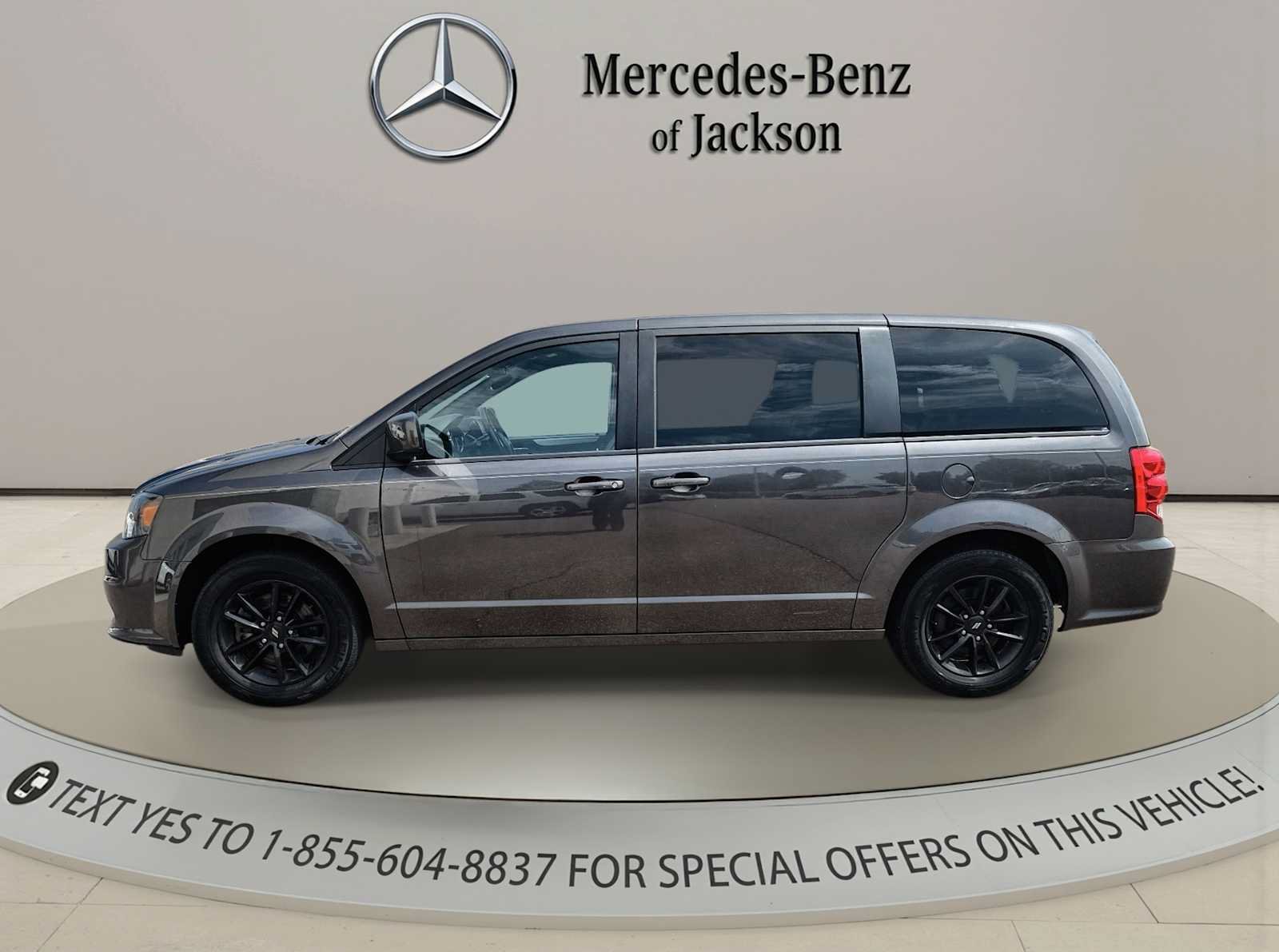 Used 2020 Dodge Grand Caravan GT FWD image 5