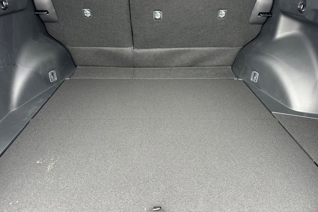 New 2026 Subaru Uncharted Premium image 17