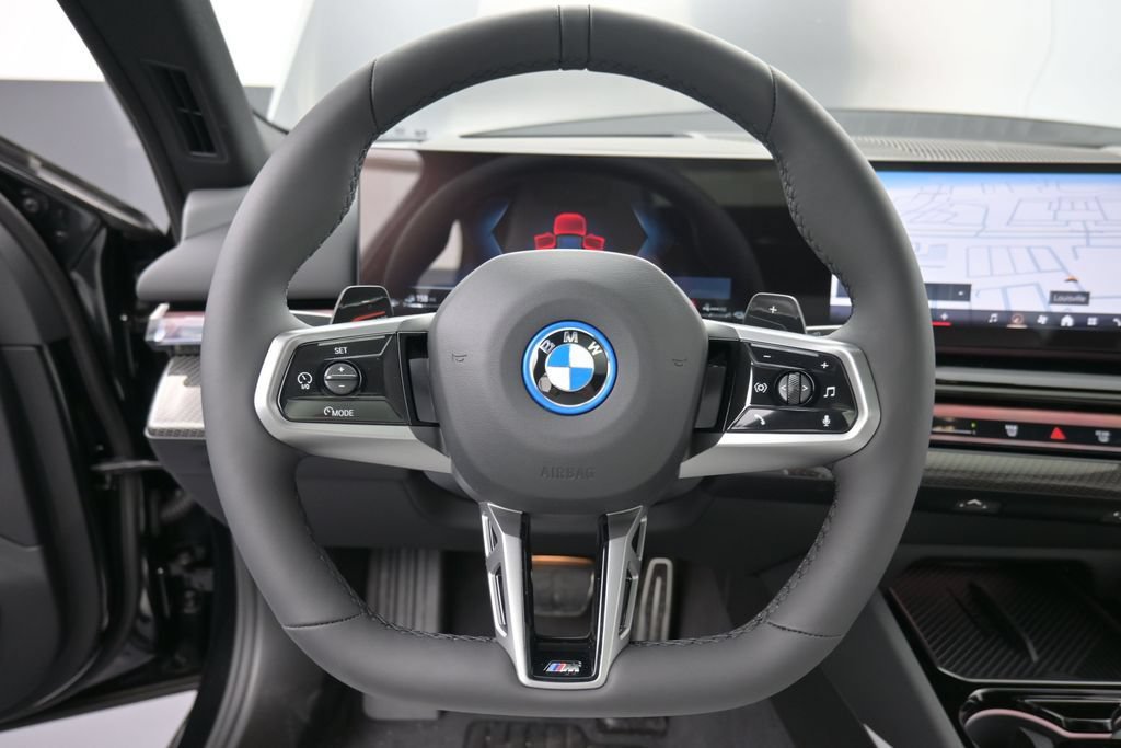 New 2026 BMW 550e xDrive w/ Executive Package AWD/4WD image 13