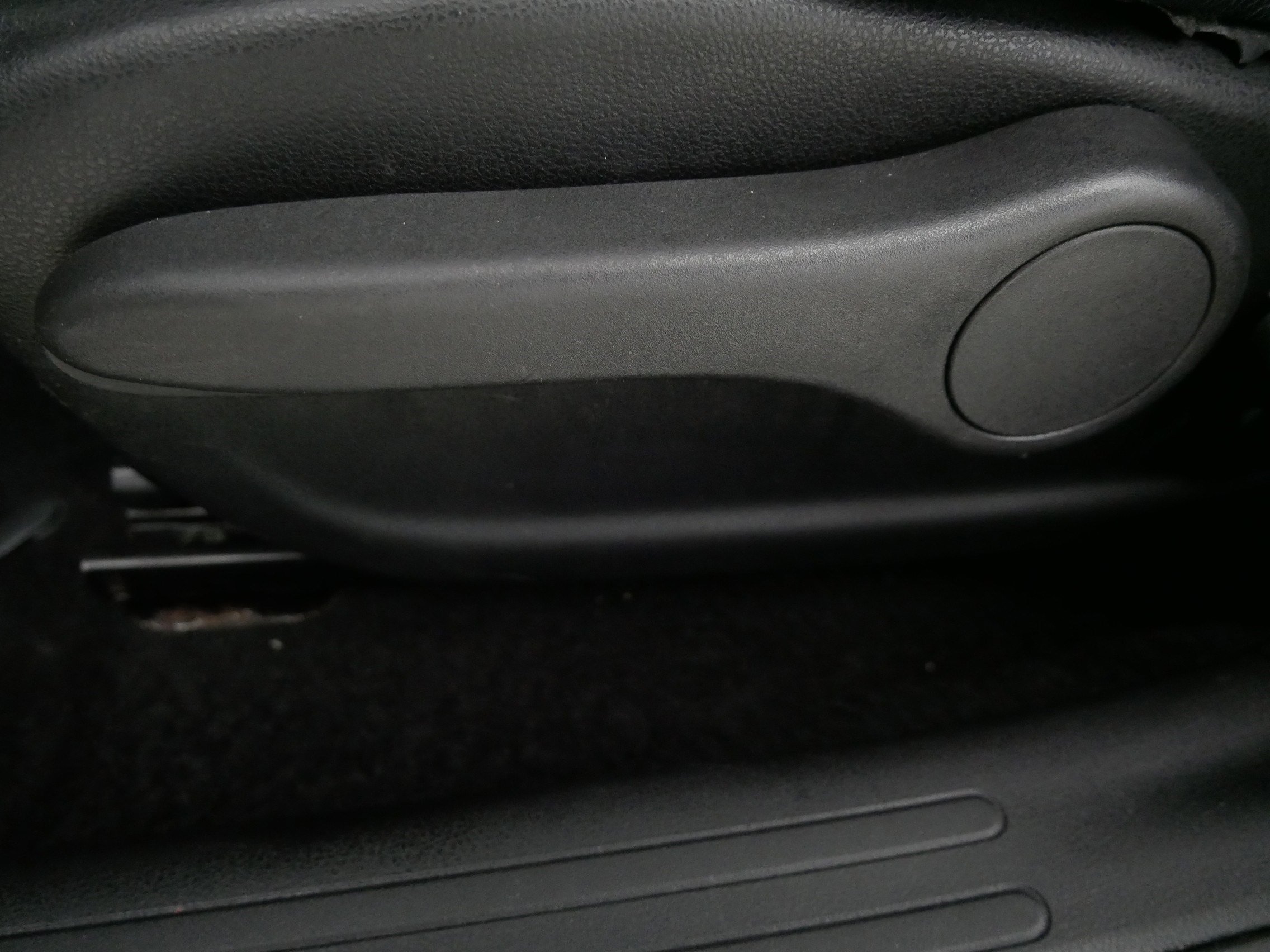 Used 2014 Nissan Juke SL image 20