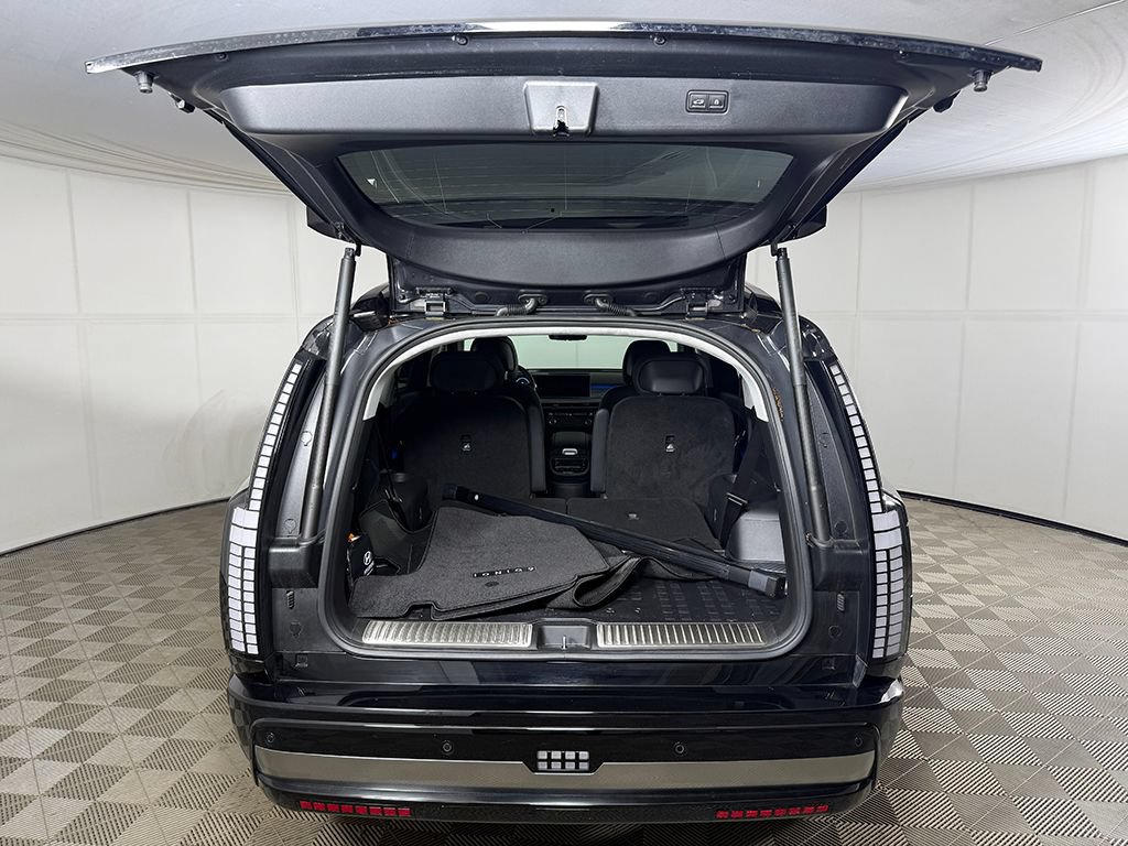 Used 2026 Hyundai Ioniq 9 Calligraphy AWD/4WD image 23