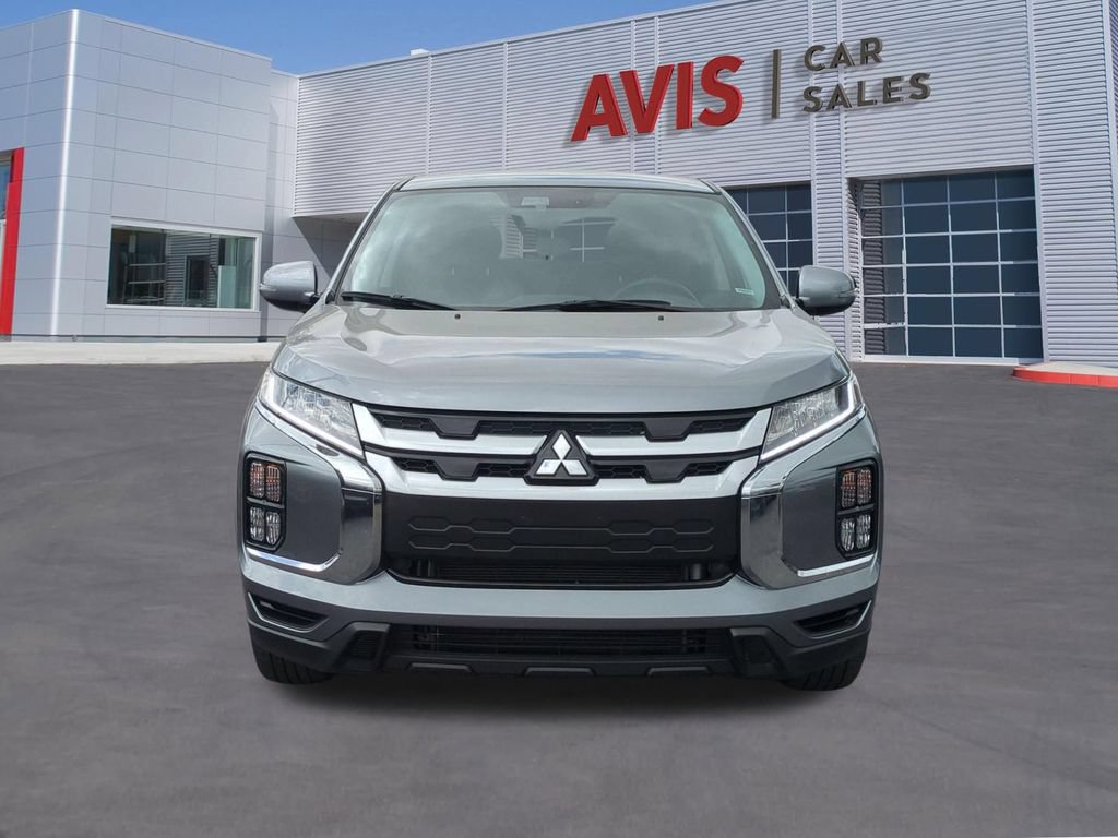 Used 2025 Mitsubishi Outlander Sport SE AWD/4WD image 2