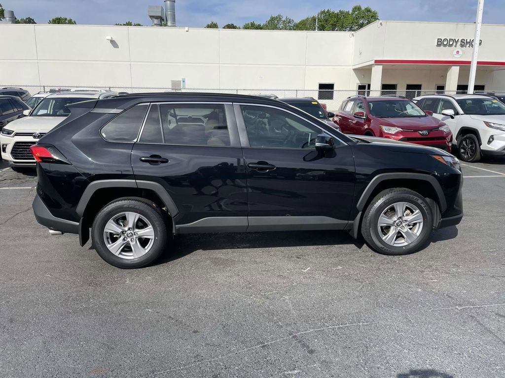 Used 2025 Toyota RAV4 XLE w/ Convenience Package image 12