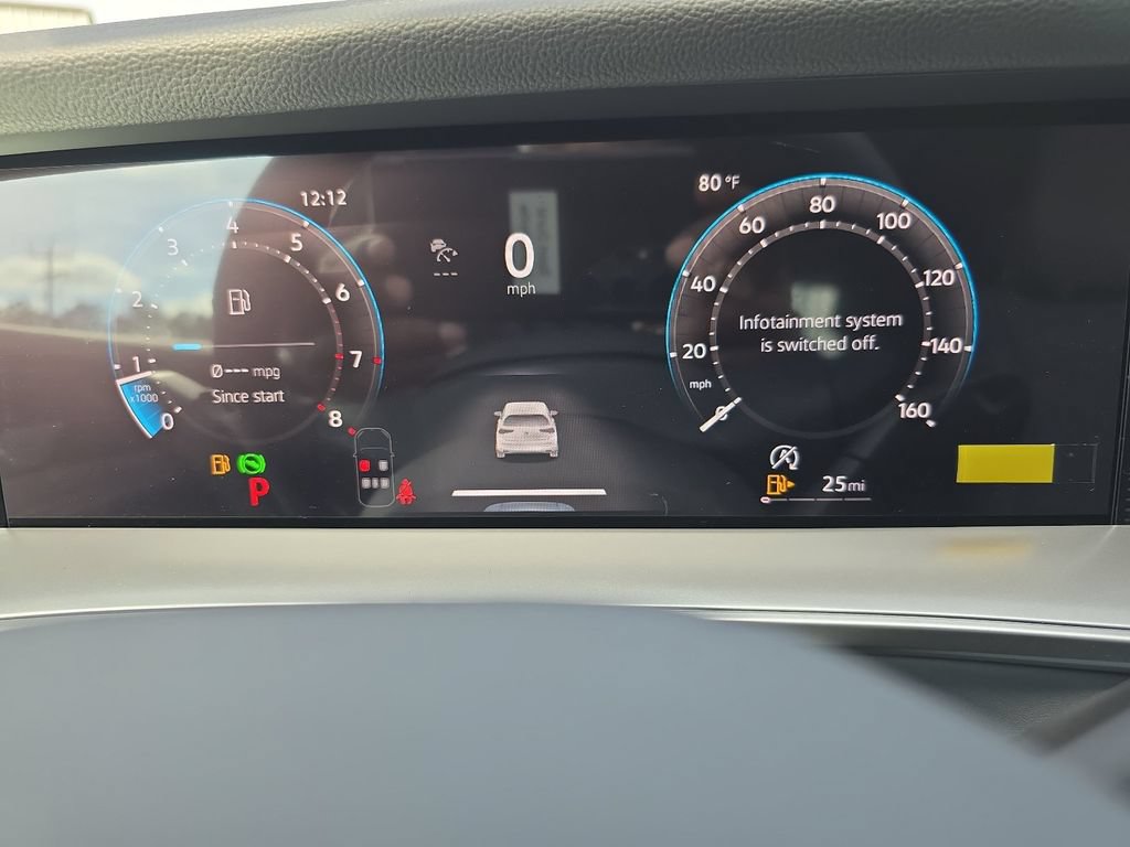 New 2026 Volkswagen Tiguan SE R-Line FWD image 36