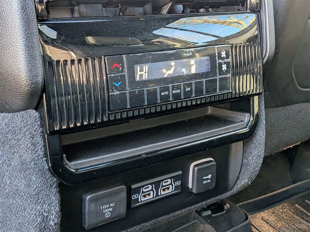 Used 2023 Jeep Wagoneer Series II image 26