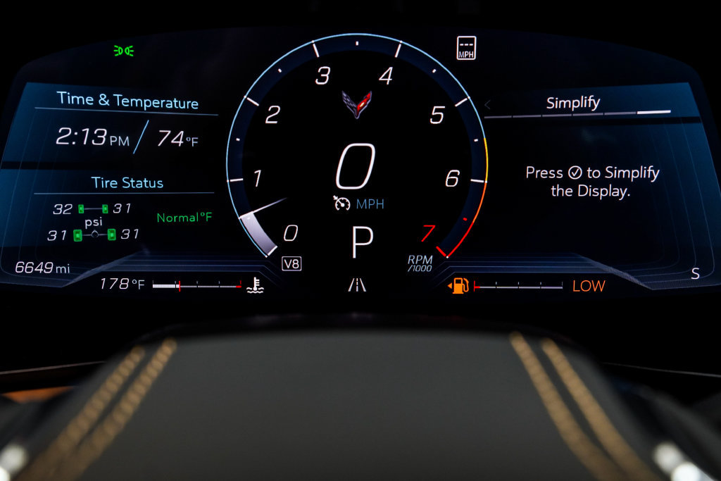 Used 2023 Chevrolet Corvette Stingray Premium Cpe w/ Z51 Performance Package RWD image 32