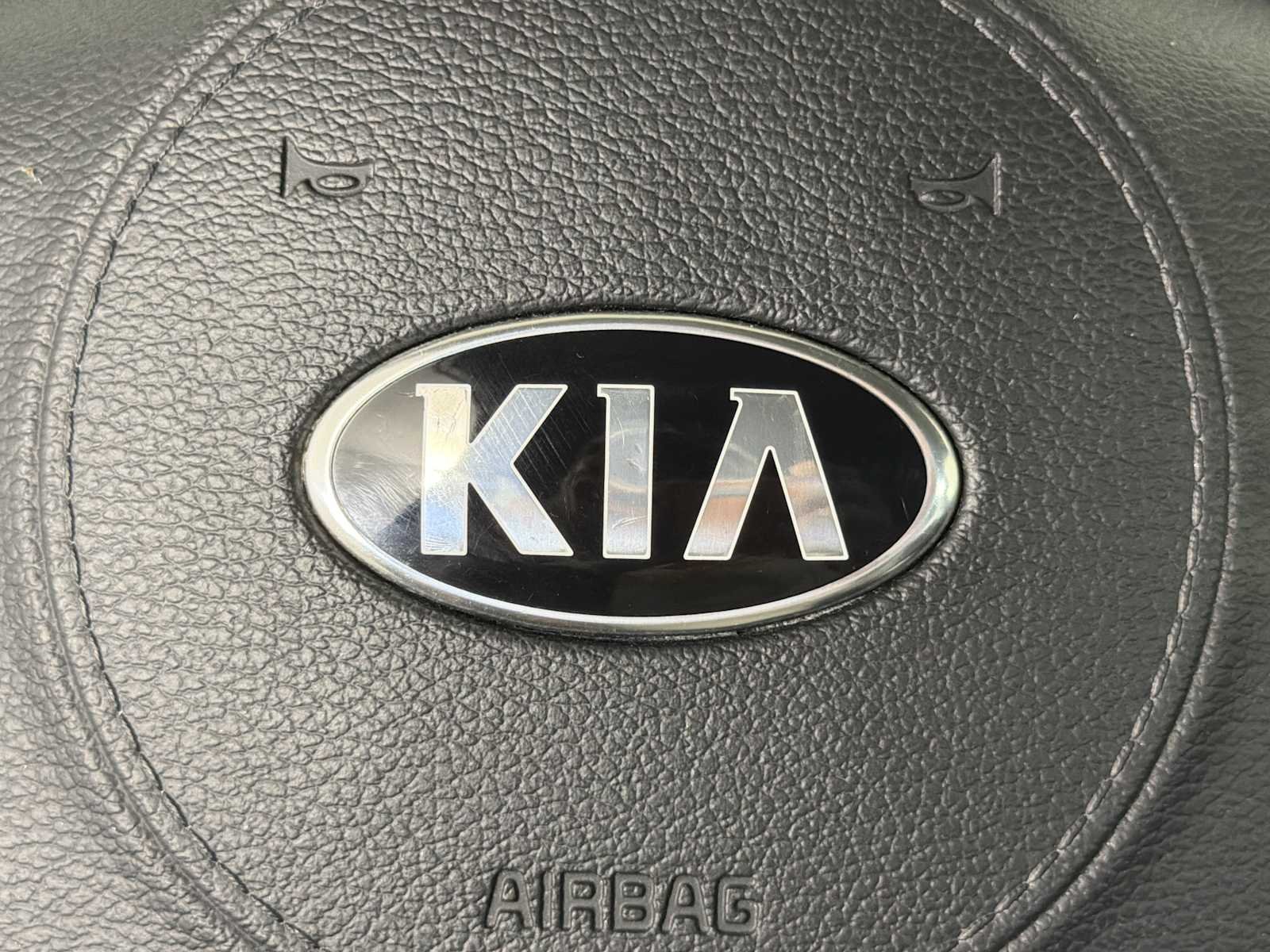 Used 2021 Kia Telluride LX FWD image 23