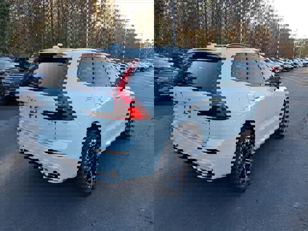 New 2026 Volvo XC60 B5 Plus w/ Protection Package Premier image 3